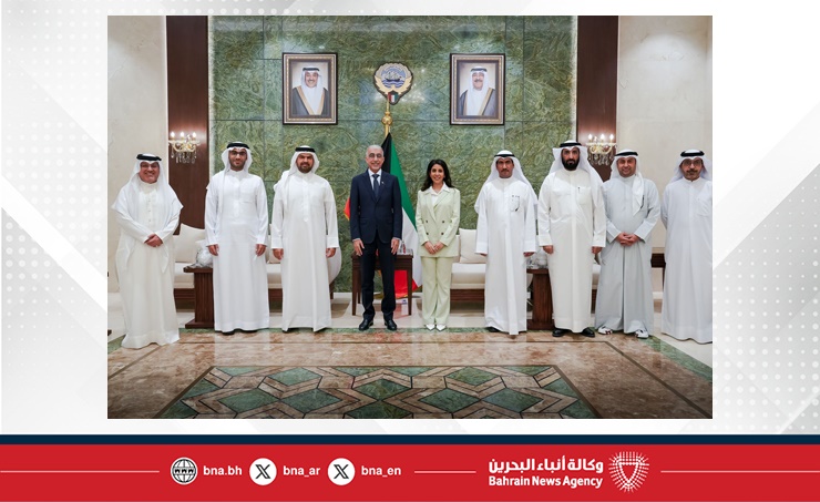 وزير الأشغال يلتقي وزيرة الأشغال العامة في دولة الكويت